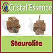 La Staurolite est utilisée essentiellement comme pierre d'ancrage et de protection. La pierre Staurolithe est la pierre de l’équilibre émotionnel. Elle aide à temporiser, et son lien avec le sol fertile nous fournit un sentiment de bien-être et de satiété. Elle est tout particulièrement recommandée pour combattre les dépendances. La Staurotide est également parfaitement adaptée pour nous aider à mettre en place des changements dans notre vie. Que ce soit pour arrêter de mauvaises habitudes ou en commencer de bonnes, la Staurolithe saura vous accompagner en chemin et vous permettre de ne conserver que le positif. Les personnes plus expérimentées pourront également l’utiliser pour aider les esprits errants, les âmes en peine voire les cas de possession et purification, agissant comme un bouclier. En effet, il s’agit d’une très puissante pierre de protection, utile portée sur soi ou posée dans un lieu. Elle saura donc se rendre utile aux personnes qui travaillent dans le paranormal et la purification, et aux thérapeutes énergétiques en général, pour éviter que les entités libérées pendant les soins ne viennent se coller à leur aura. Il sera cependant nécessaire de prendre des précautions lors d’activités paranormales de la sorte, les entités libérées pouvant alors trouver de nouveaux hôtes à travers la personne protéger, en se collant à ses proches par exemple. Il faudra alors penser à étendre sa protection aux autres.