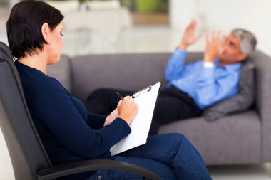 « Ma femme critique ma psychanalyste »