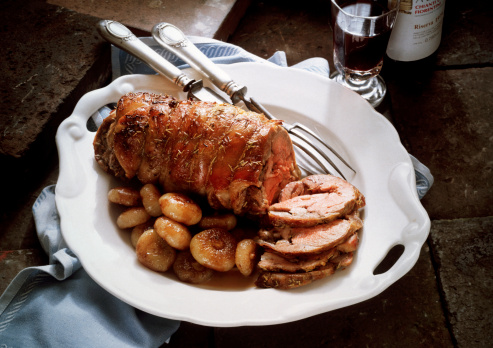 Épaule d’agneau confite aux légumes d’hiver